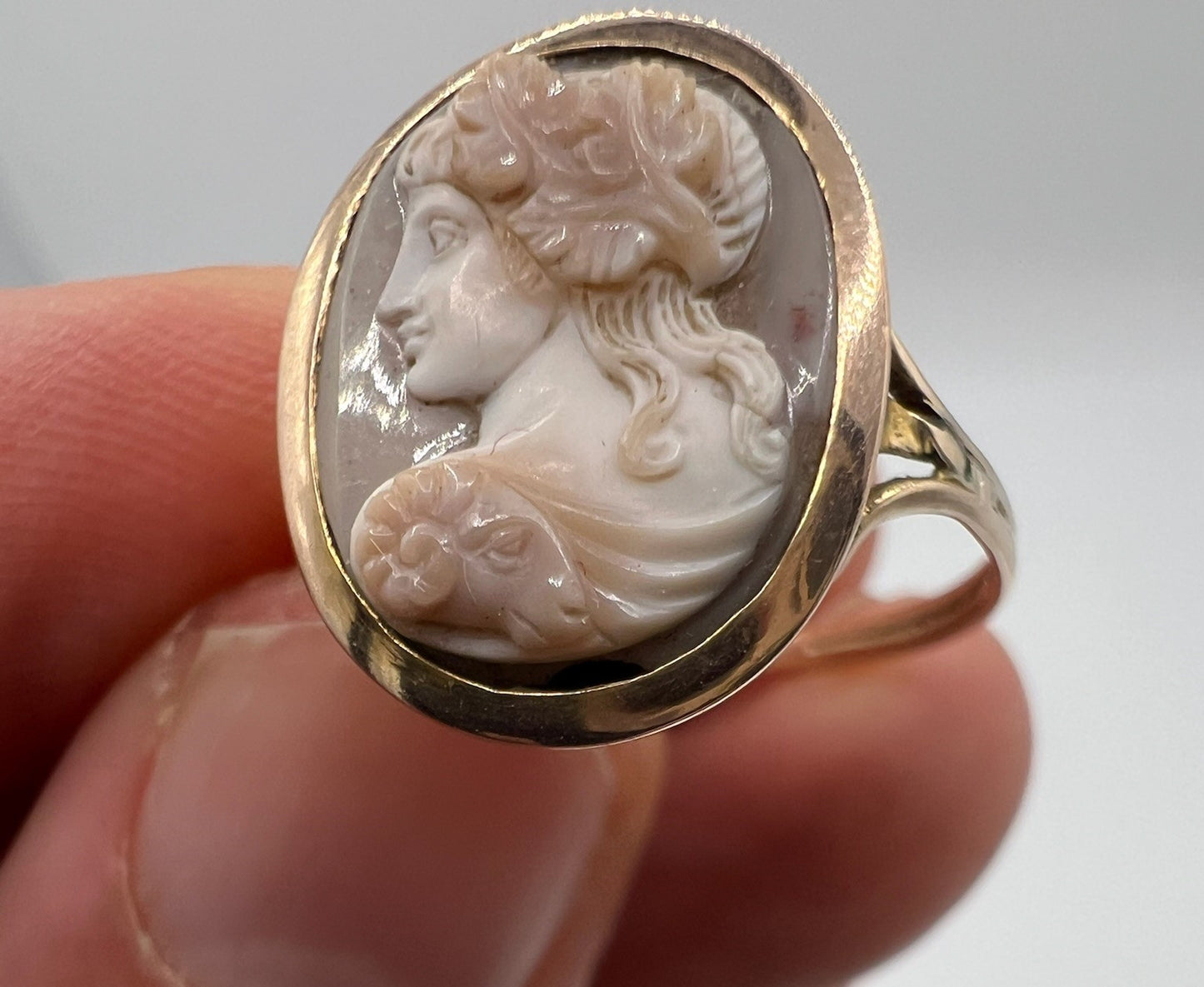 Finely Carved Antique Cameo Ring Aries Pinkie ring