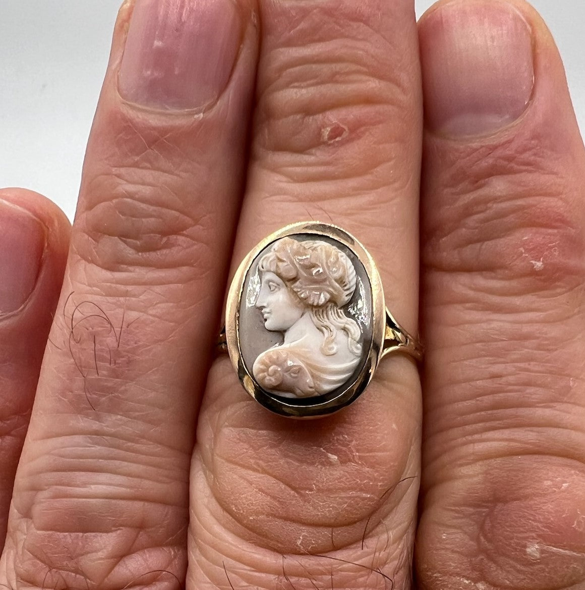 Finely Carved Antique Cameo Ring Aries Pinkie ring