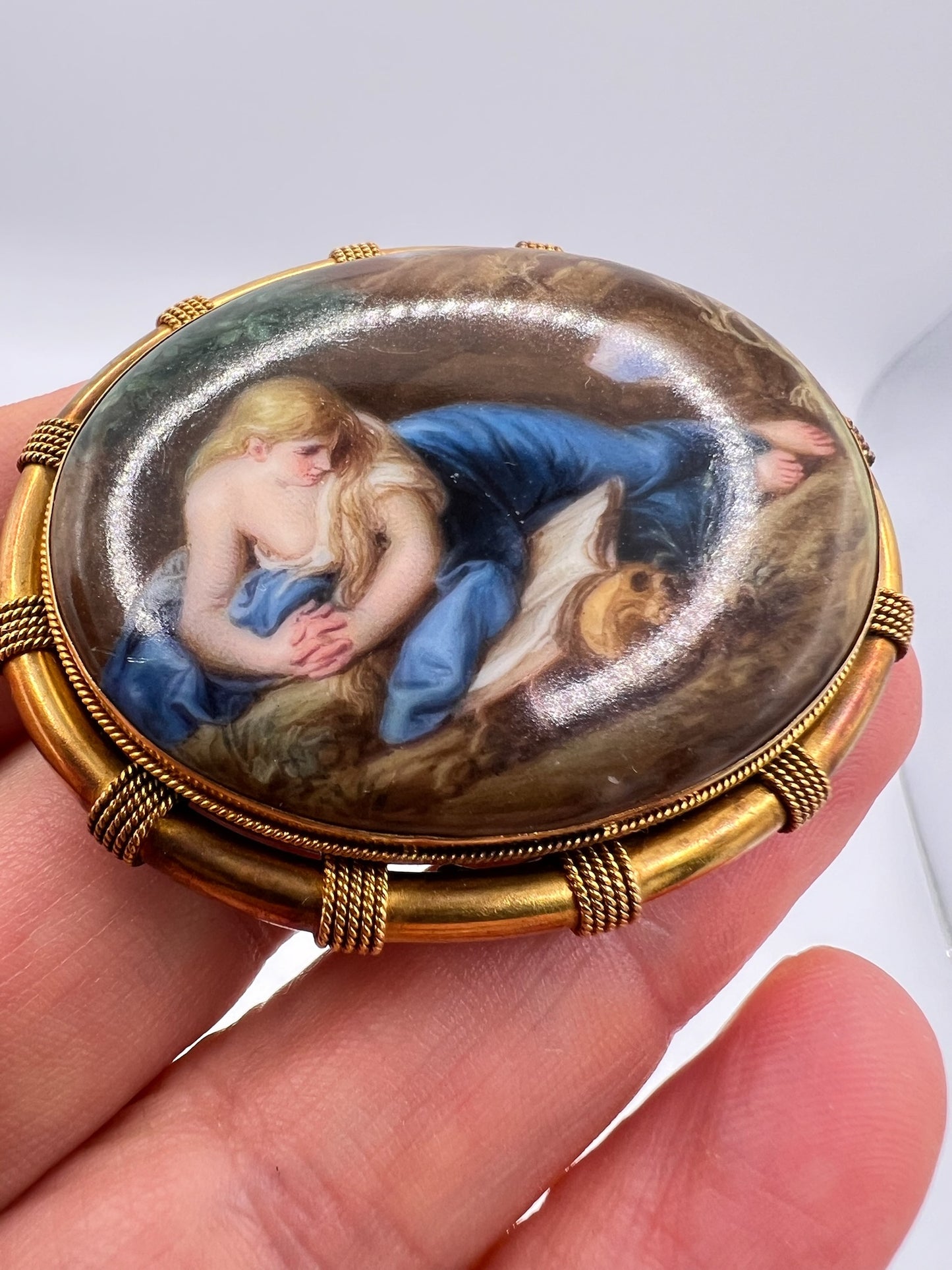 Reclining Lady Portrait Berlin Porcelain Plaque Brooch in High Carat Gold With Locket Back