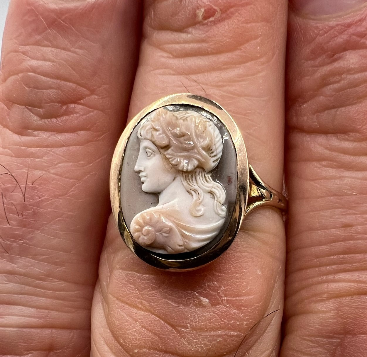 Finely Carved Antique Cameo Ring Aries Pinkie ring