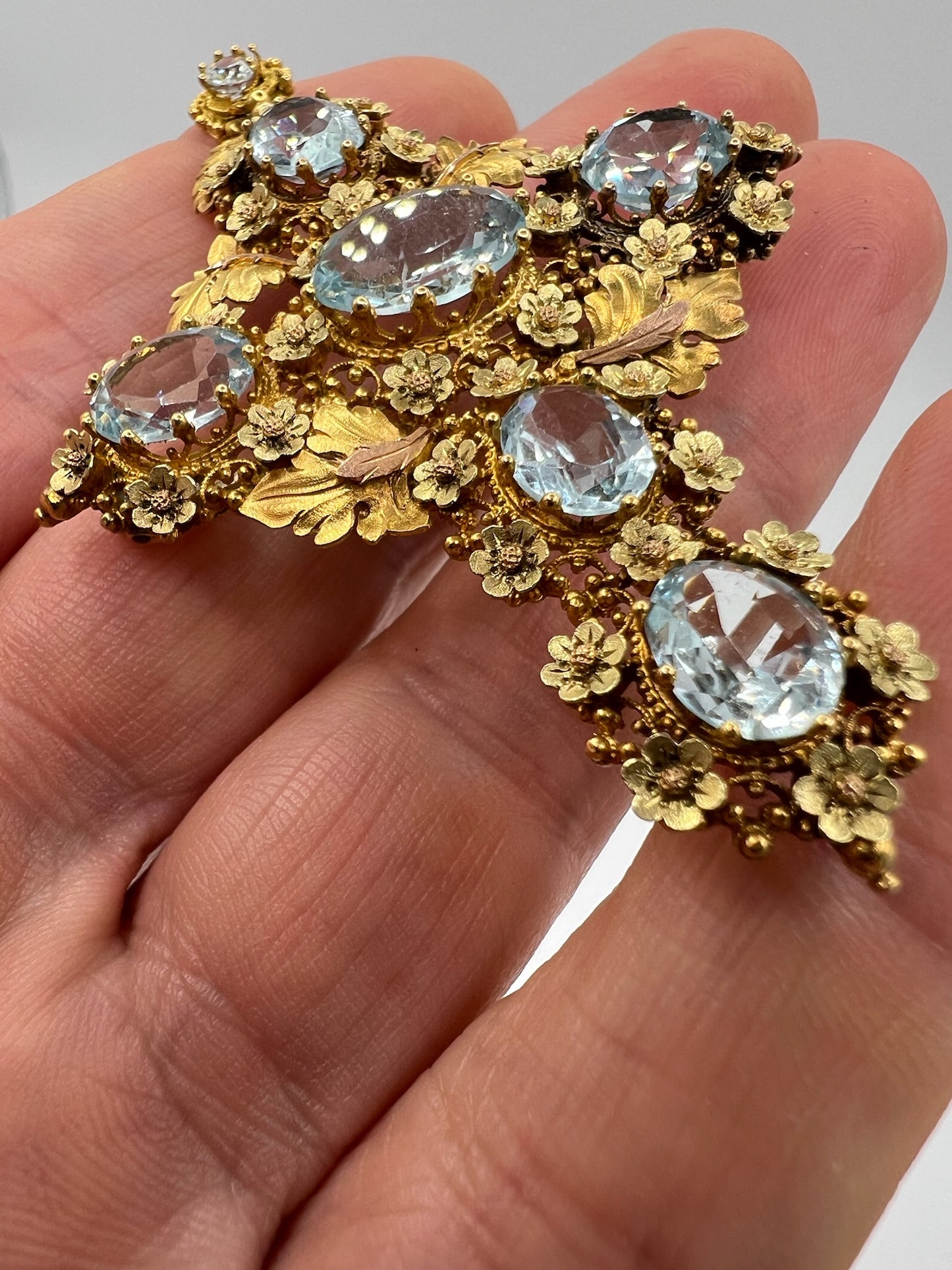 Outstanding William IV Aquamarine Gold Cross Brooch Pendant
