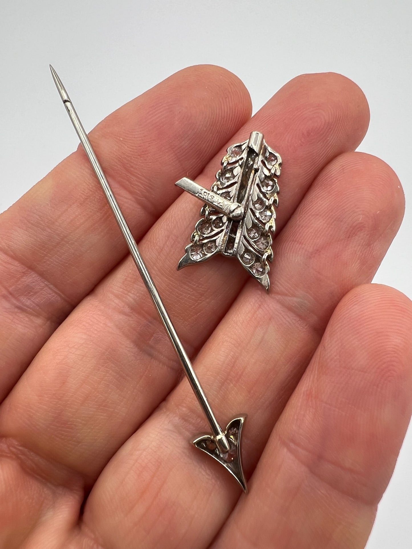 Art Deco Diamond Platinum & 18ct White Gold Jabot Arrow Pin