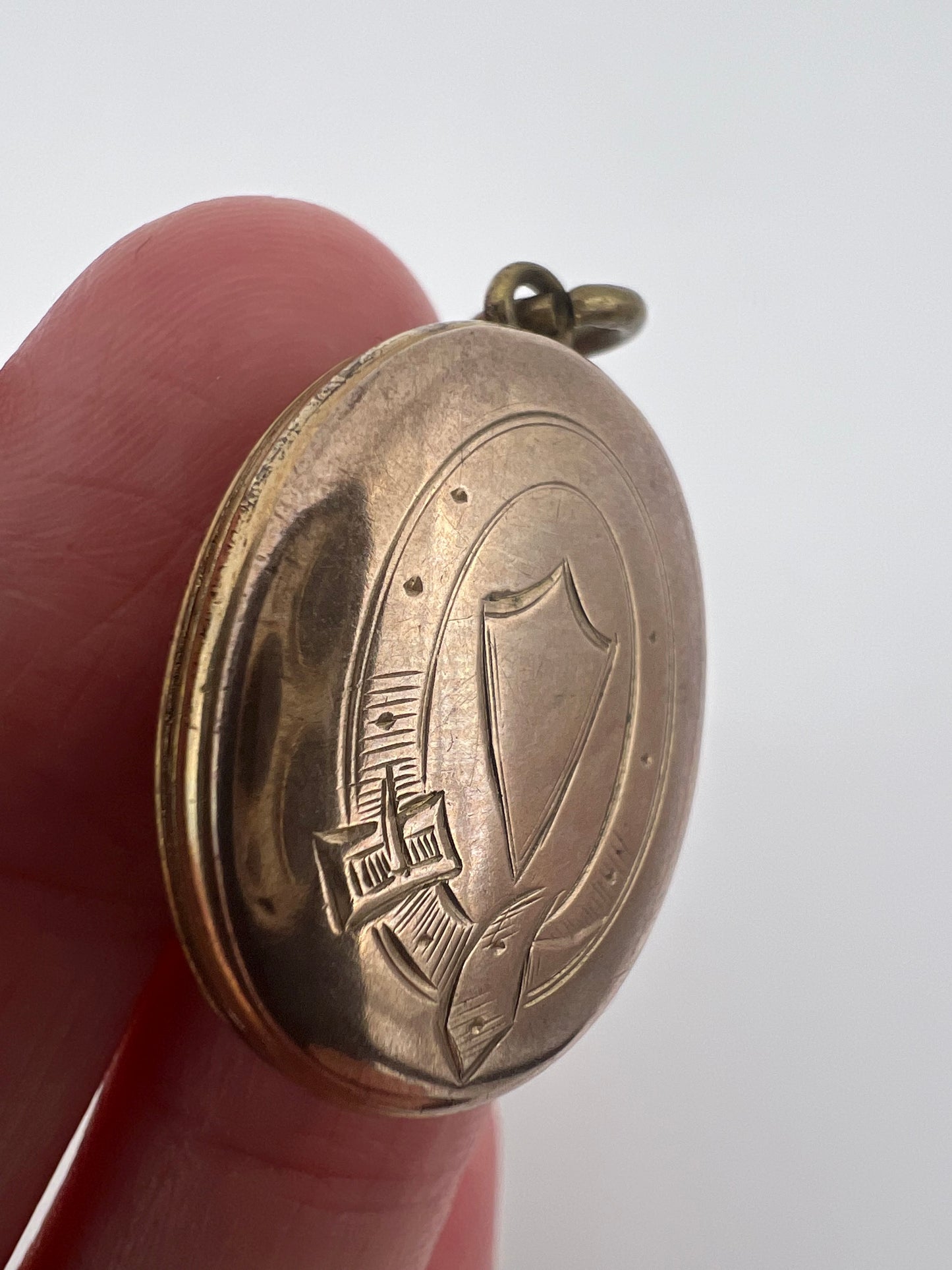 Classical Georgian Gold Enamel IMO Memorial Locket
