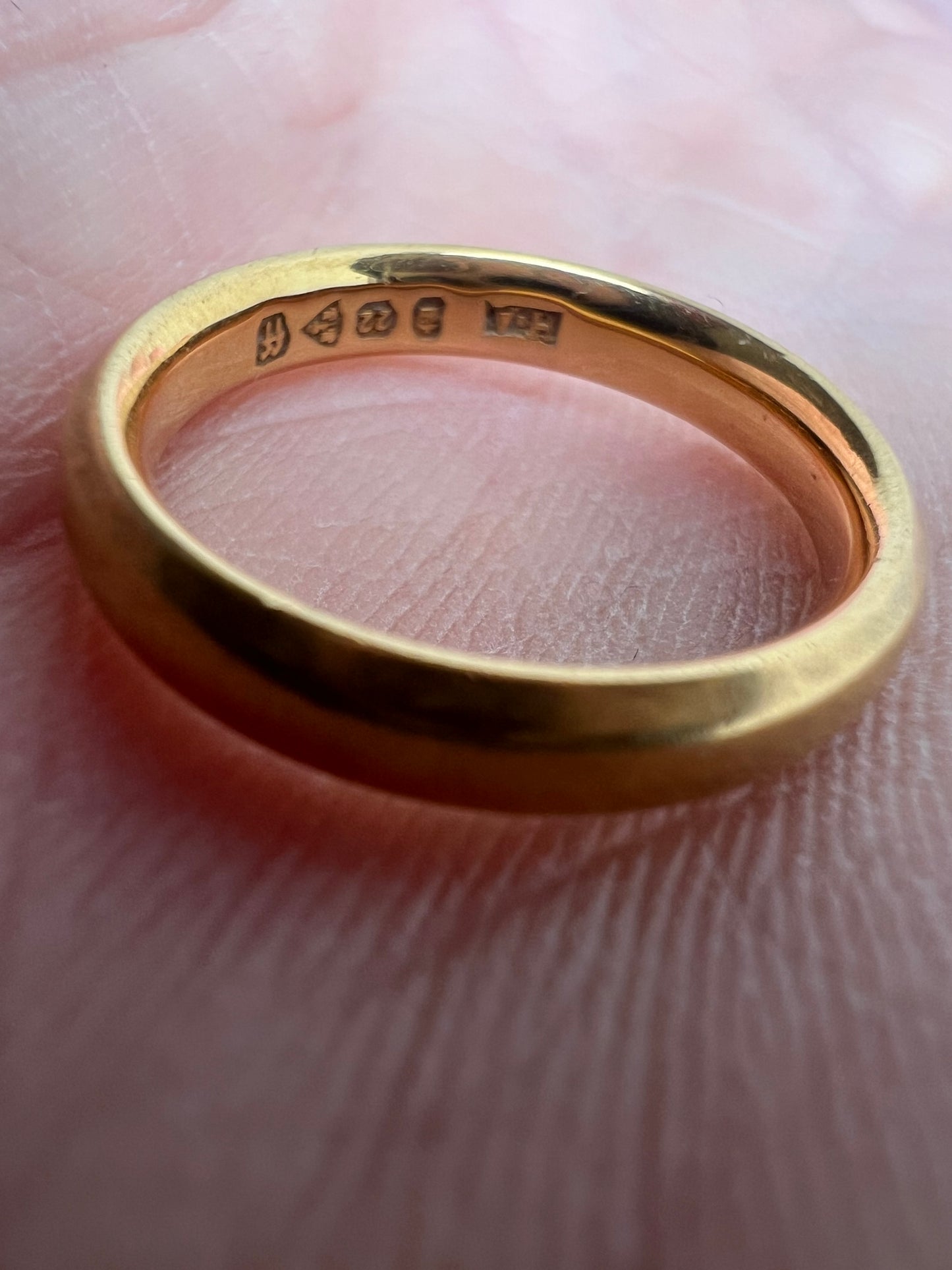 *Reserved Minh* 22ct Gold Donut Ring Wedding Band Size H.5 4