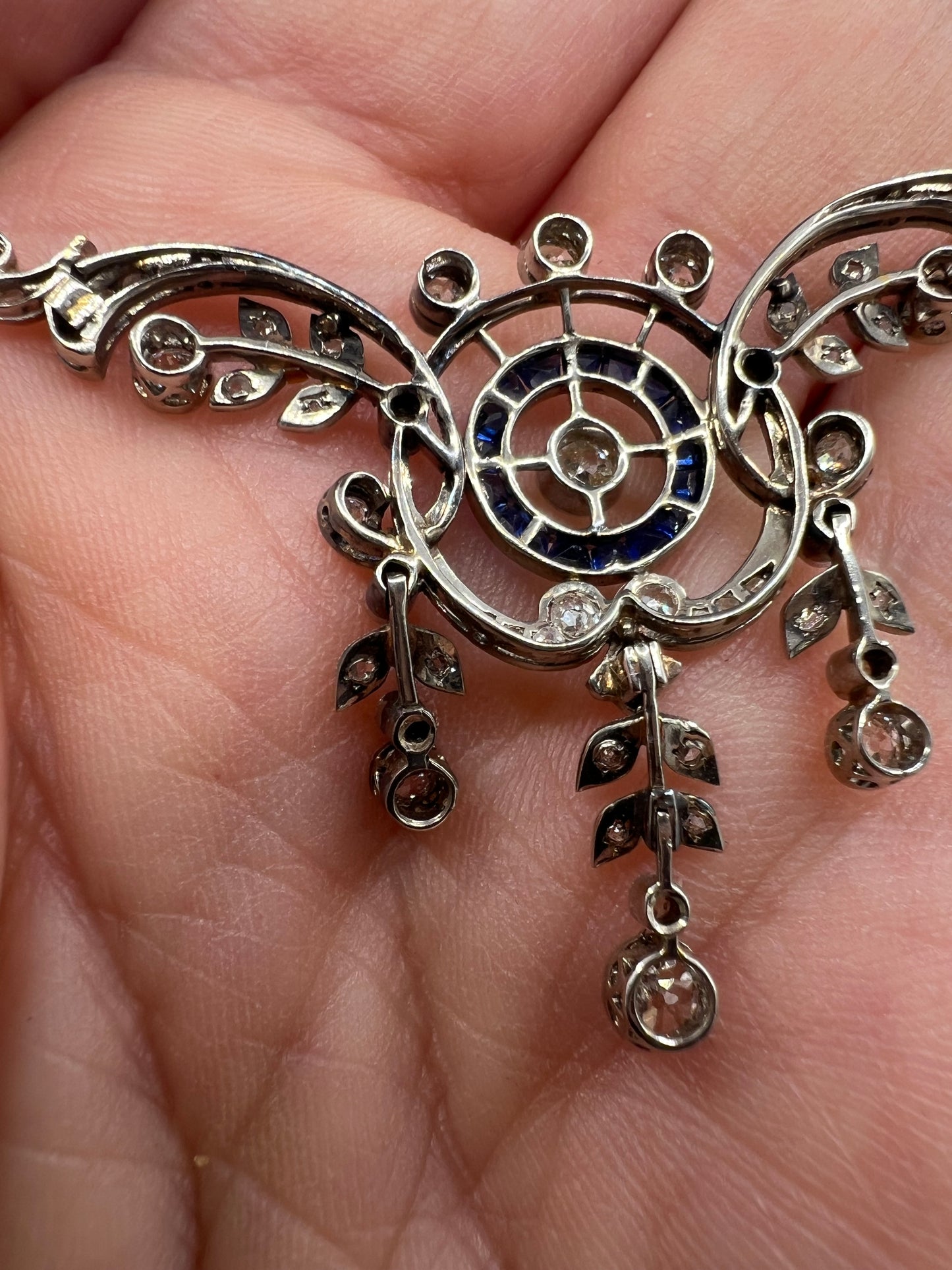 Antique Belle Époque diamond 18ct White Gold Sapphire Lavalier Necklace