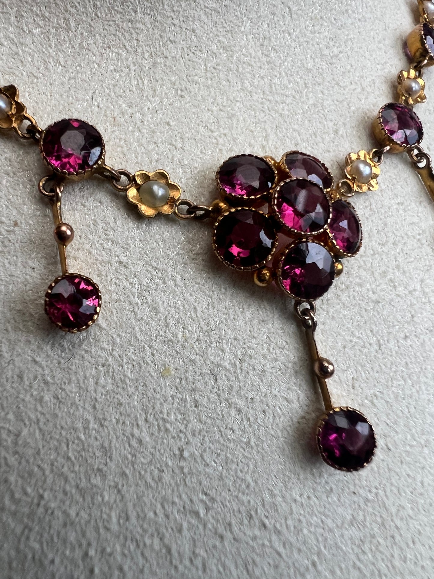 Pretty Murrle Bennett Bennet Almandine Garnet And Gold Antique Flower Necklace