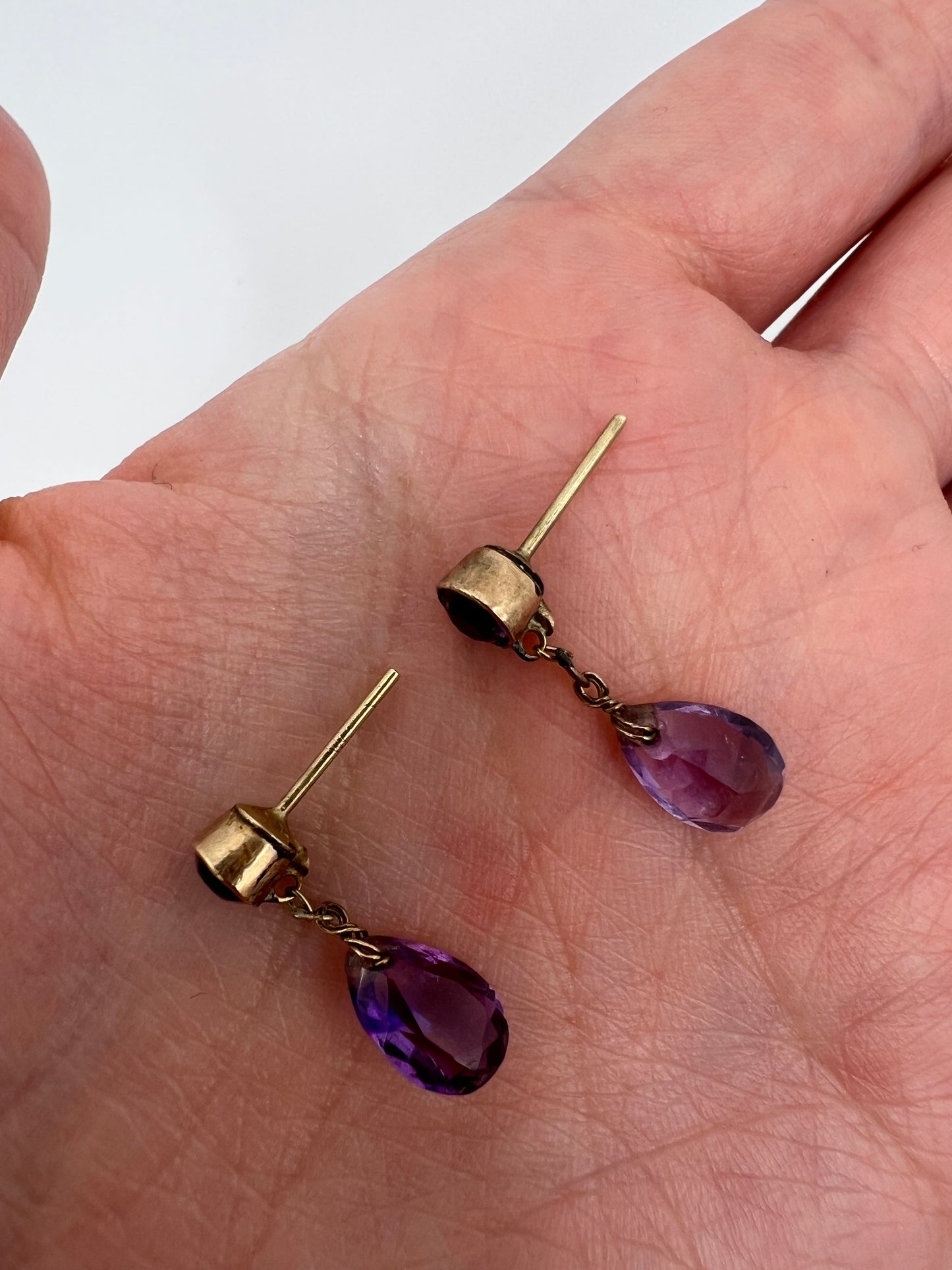 Sweet Edwardian Amethyst Teardrop Pear Cut Gold Drop Earrings