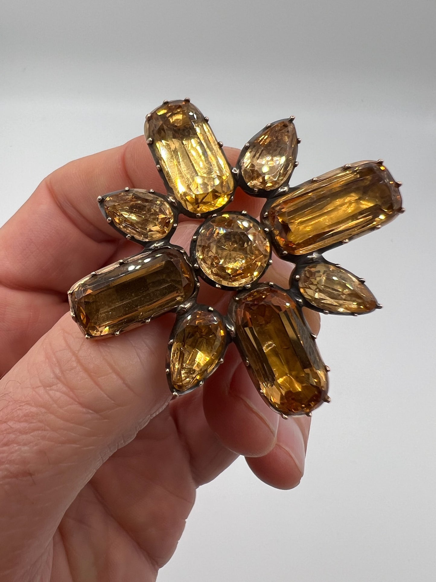 Georgian Golden Imperial Topaz Cruciform Gold Pendant Brooch
