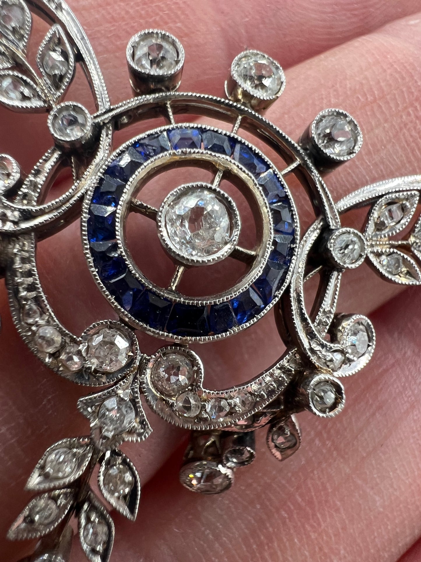 Antique Belle Époque diamond 18ct White Gold Sapphire Lavalier Necklace