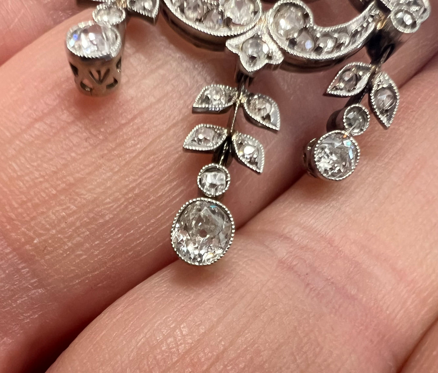 Antique Belle Époque diamond 18ct White Gold Sapphire Lavalier Necklace