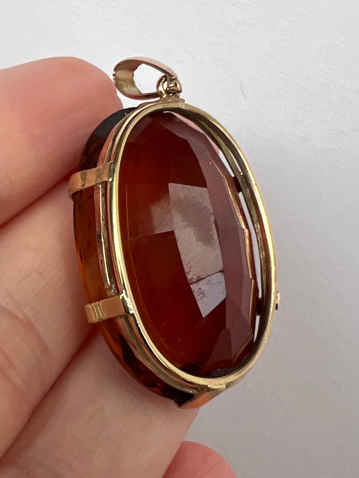 Very Large Sherry Madeira Citrine Gold Pendant