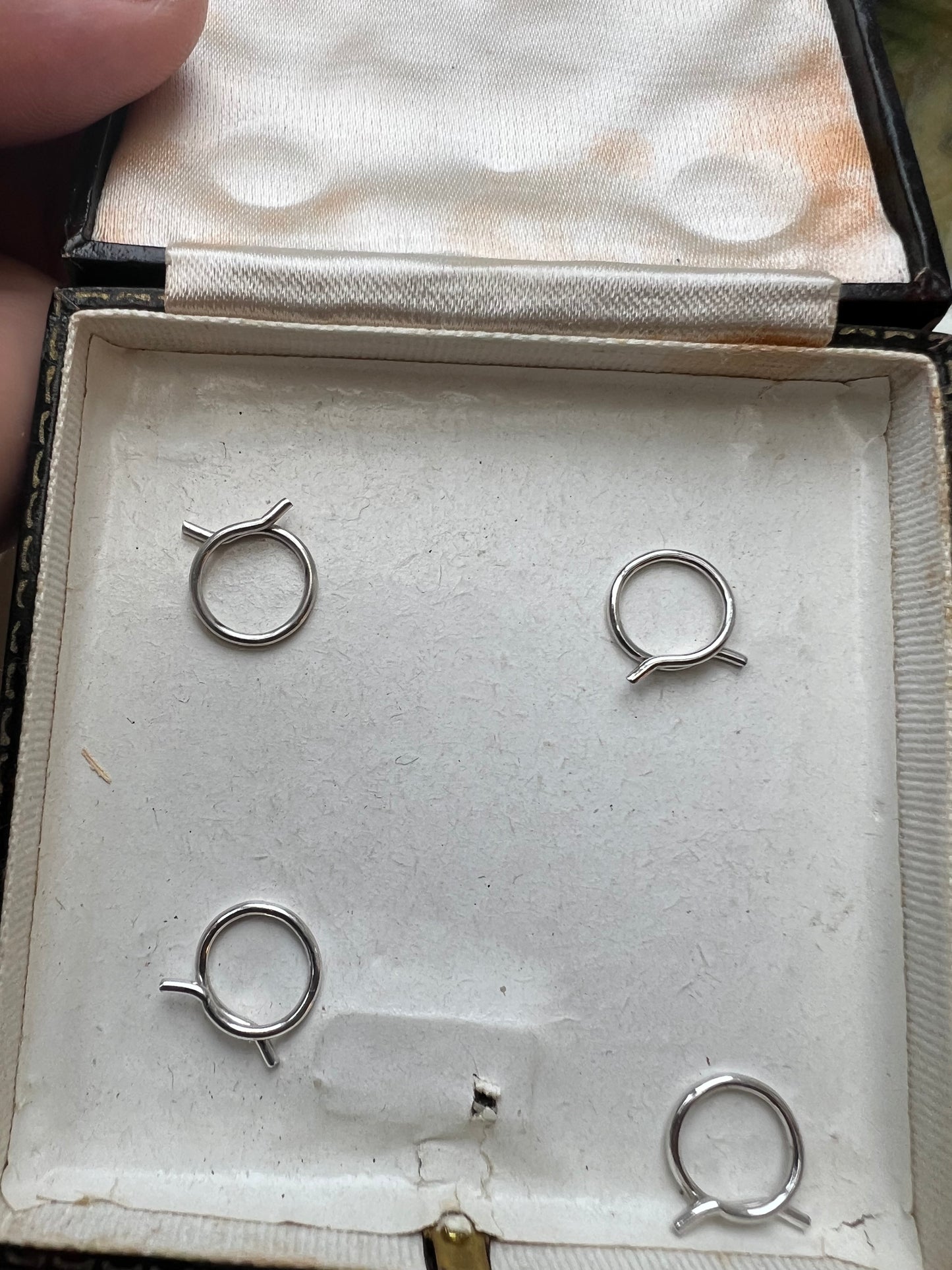 Perfect Art Deco 9ct White Gold Mother of Pearl Cufflinks Buttons Shirt Stud Set