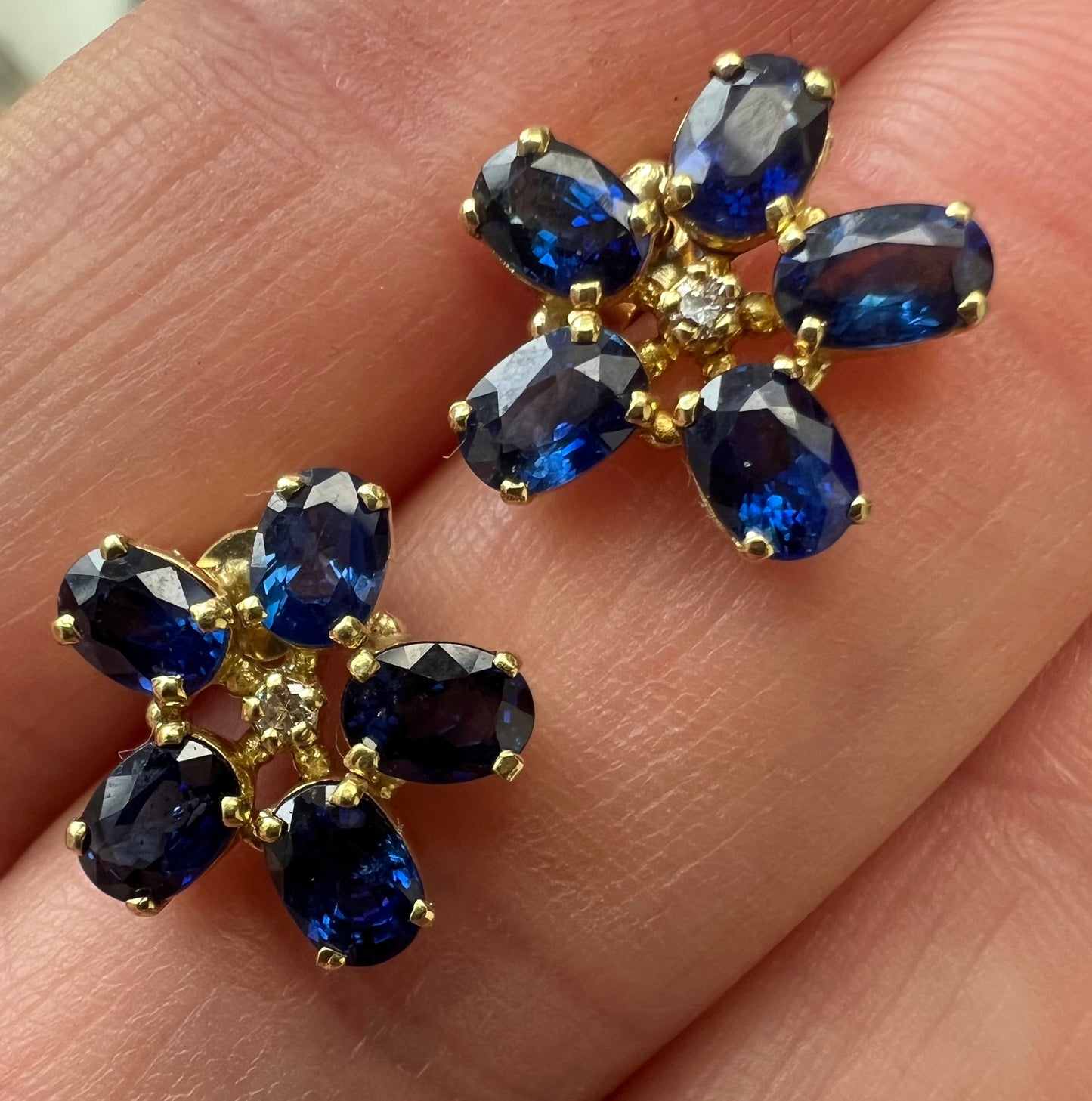Sapphire 18ct Gold Diamond Flower Forget Me Not Earrings