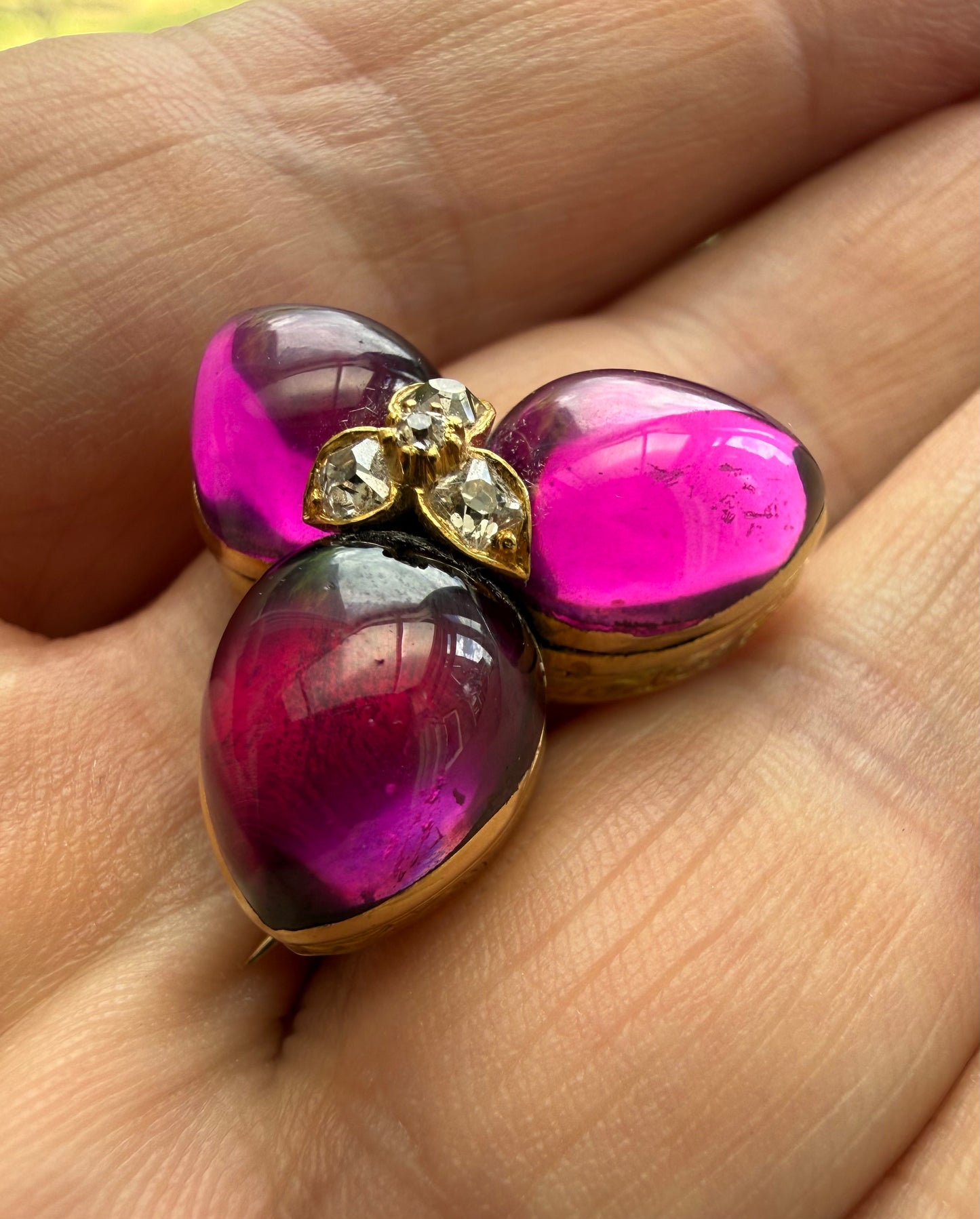 Almandine Garnet Diamond Gold Trefoil Brooch