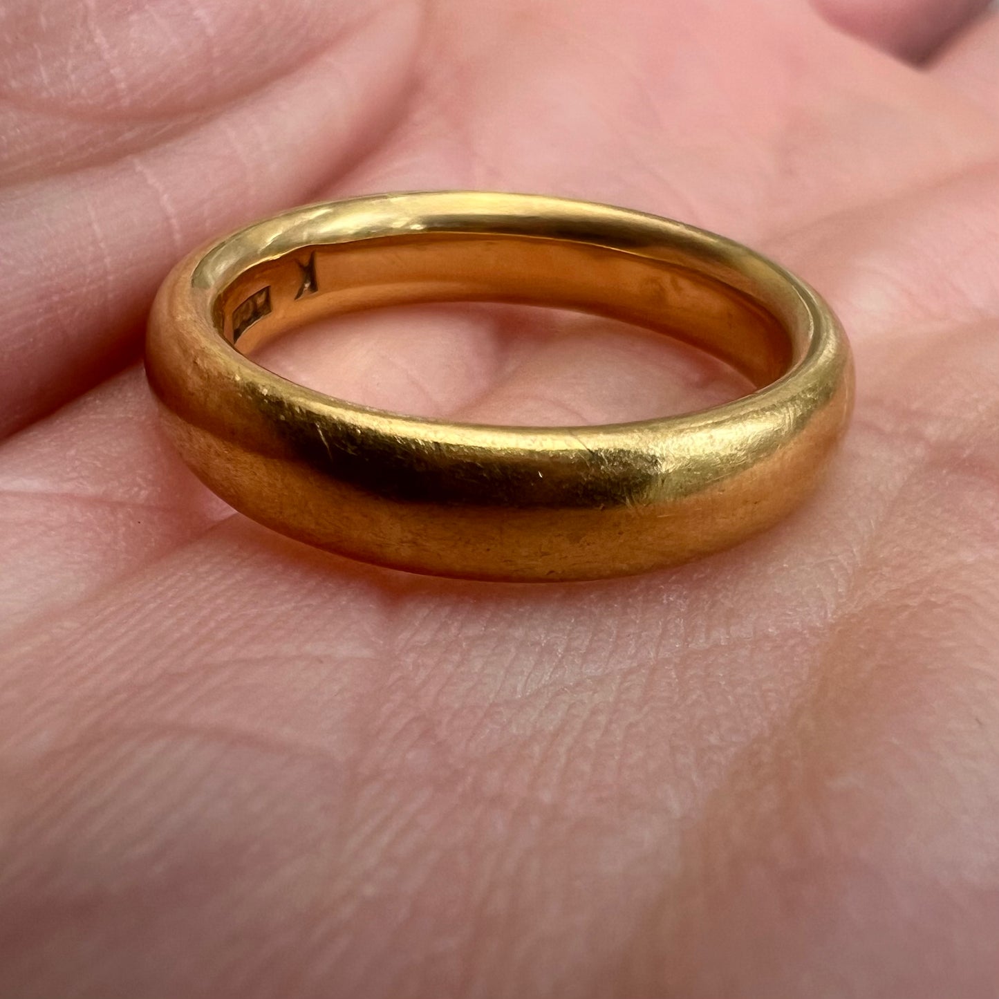 1858 22ct Gold Donut Ring Wedding Band Size K 5.25