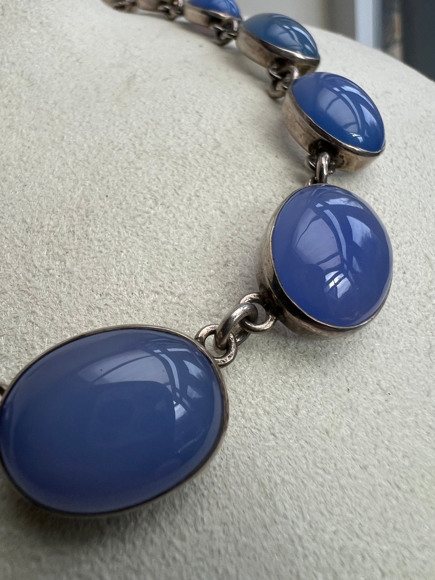 Antique Chalcedony Silver Rivière Necklace