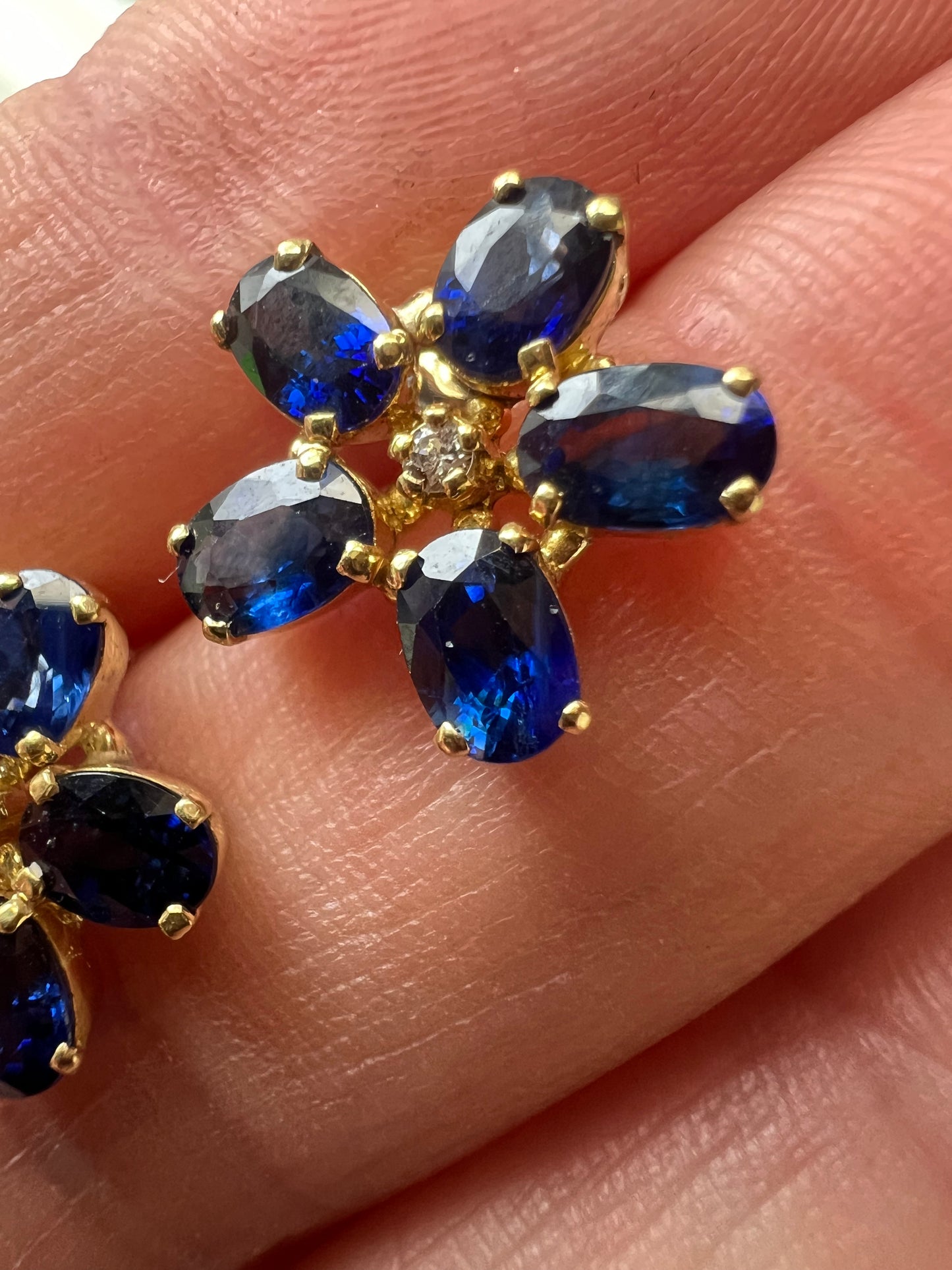 Sapphire 18ct Gold Diamond Flower Forget Me Not Earrings