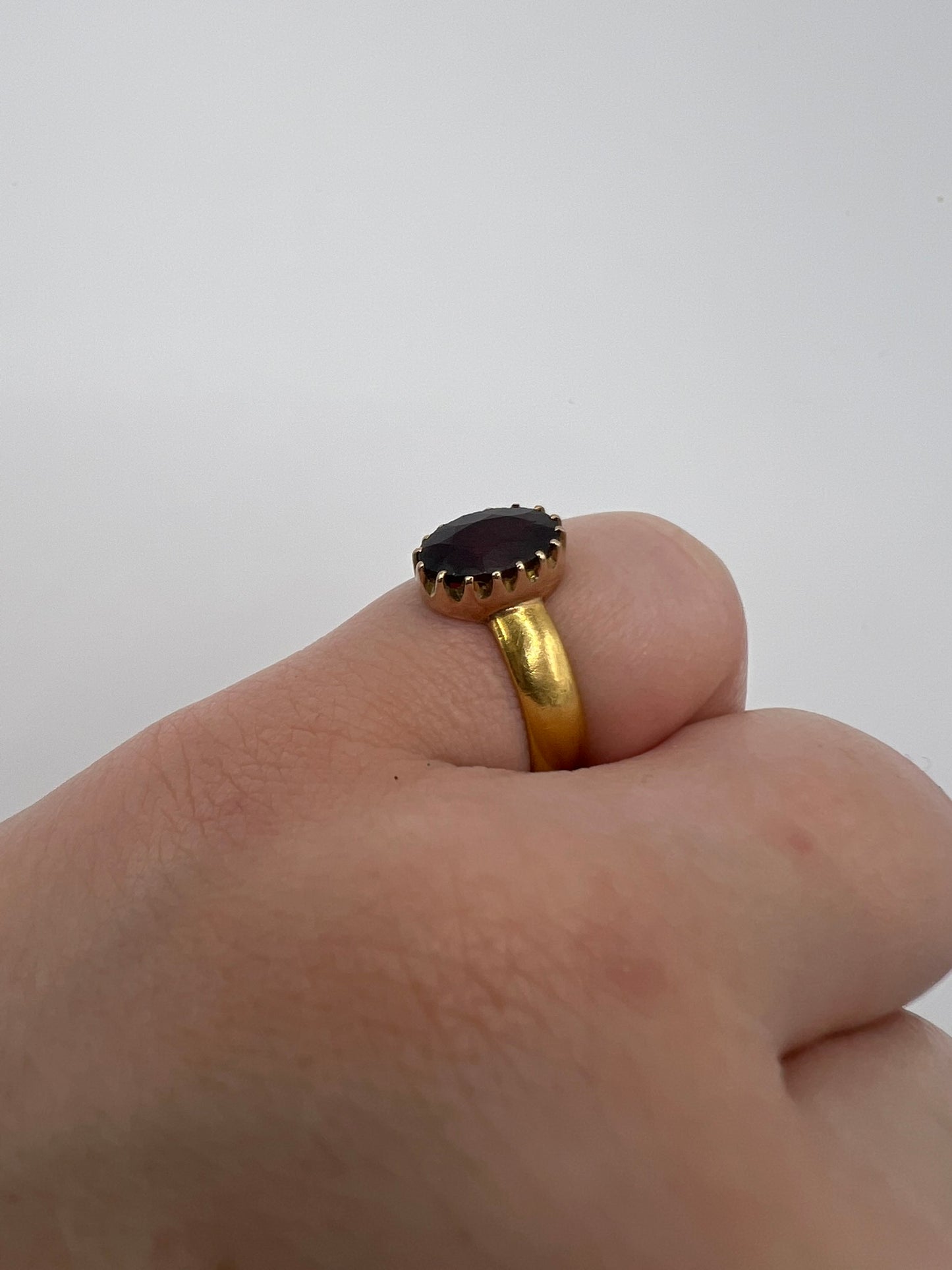 Very Unusual Hallmarked 22k Carat Gold Oval Garnet Antique Ring