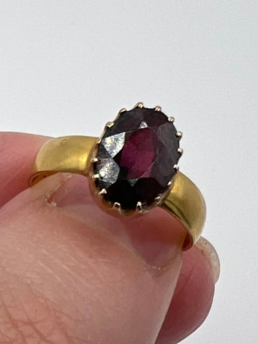 Very Unusual Hallmarked 22k Carat Gold Oval Garnet Antique Ring