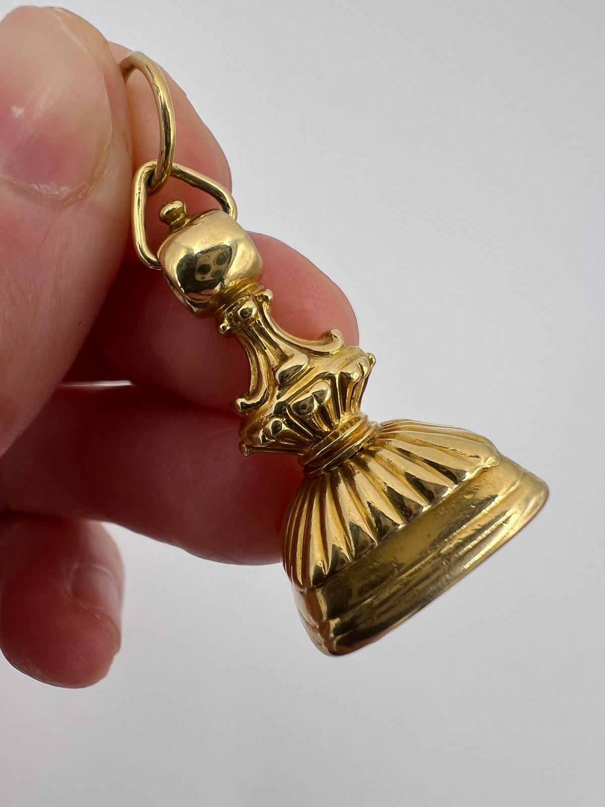 Large Heavy High Carat Gold Carnelian Engraved Intaglio Fob