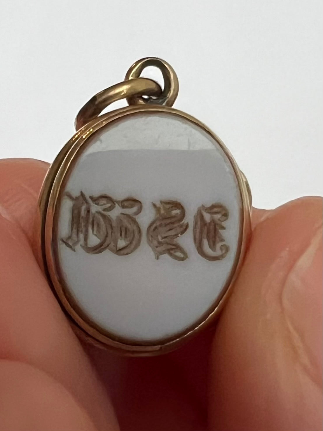 Small But Perfectly Formed Gold Bloodstone Intaglio Seal Locket