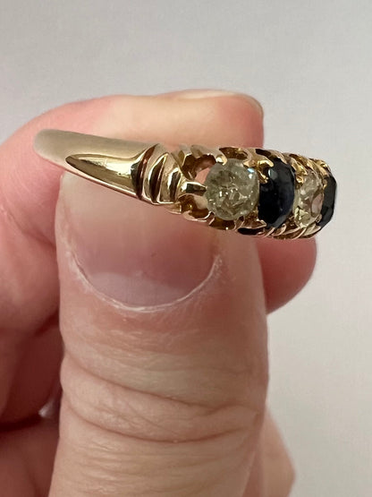 Victorian 18ct Gold Sapphire Old Cut Diamond 5 Stone Ring