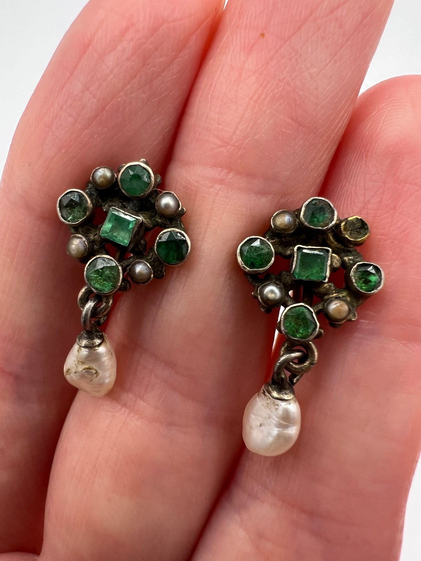 Austro Hungarian Antique Emerald Pearl Gold Silver Screw Back Earrings