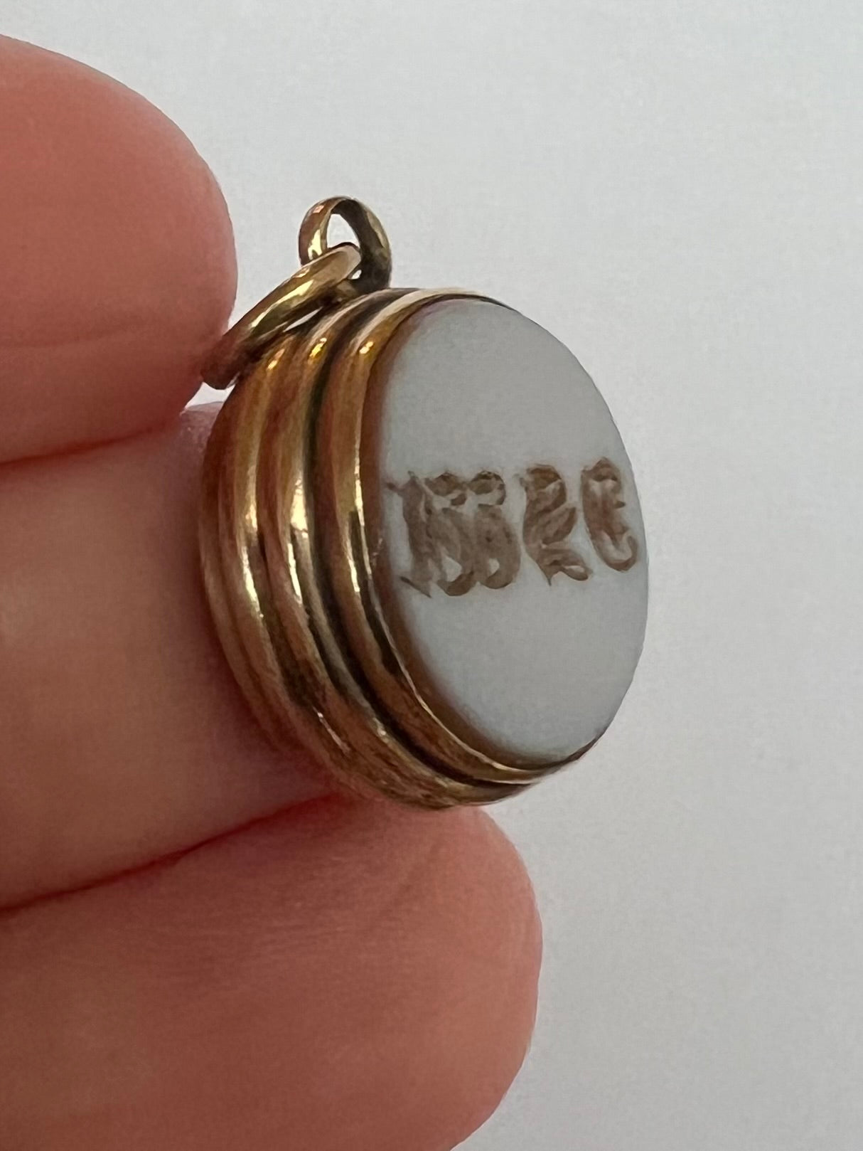 Small But Perfectly Formed Gold Bloodstone Intaglio Seal Locket