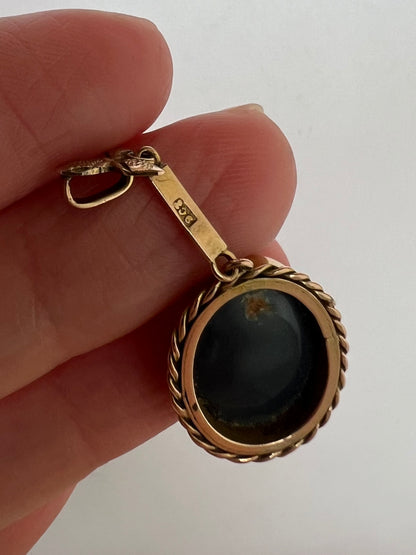 Early 20th Century Black Opal Doublet Gold Pendant