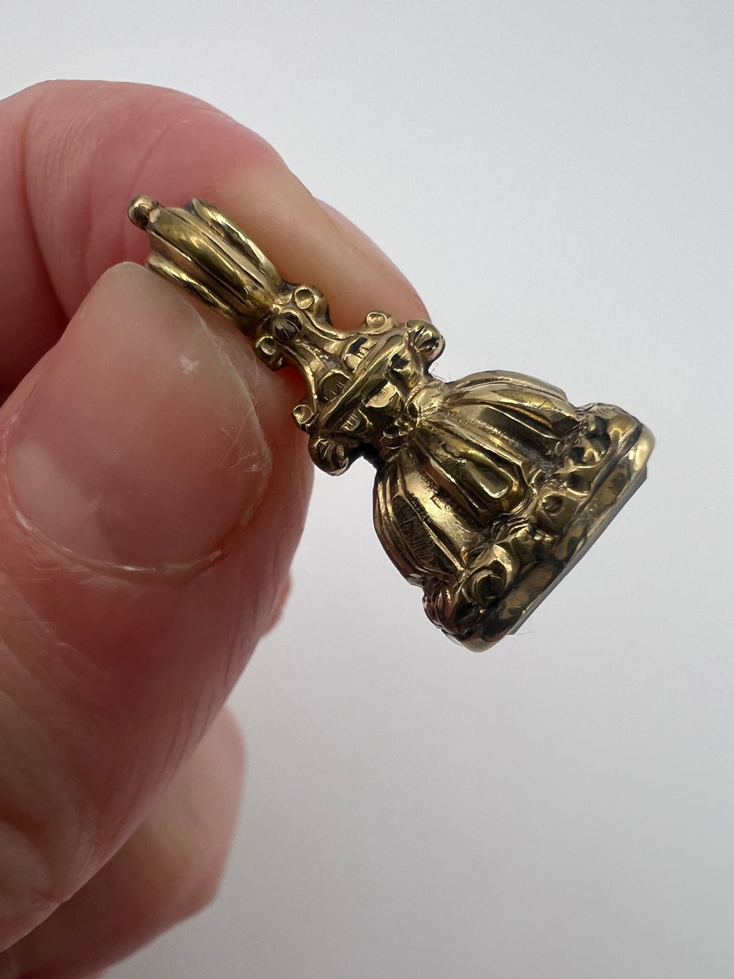 Victorian Chalcedony Gold Cased Milky Fob Seal Pendant