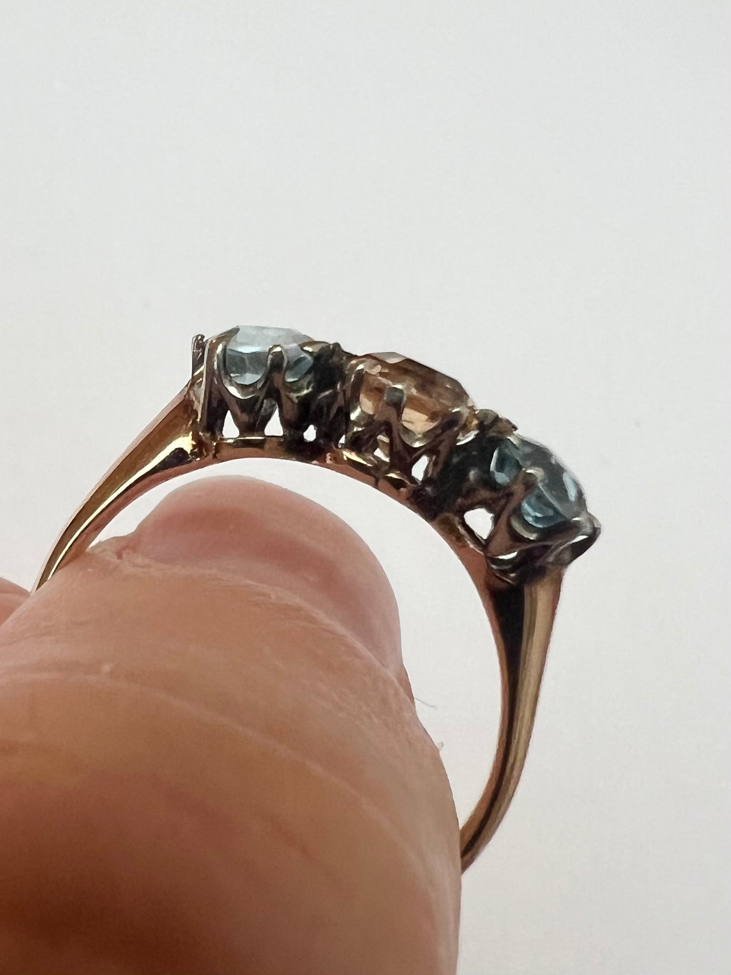 Peach Pink Topaz & Aquamarine 3 Stone Harlequin Pastel Colour Ring in 18ct Gold