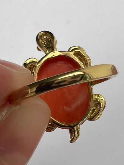 Turtle Ring in 18ct Gold, Diamond and Ruby Eyes