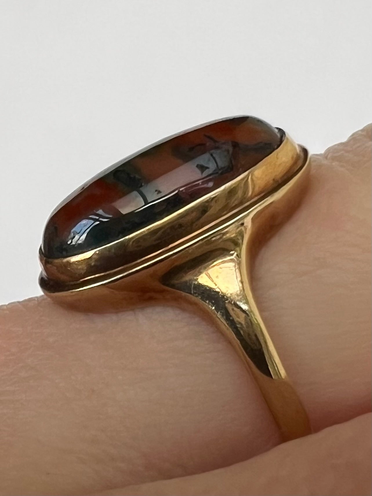 Plain Oval Moss Agate Up and Down Ring