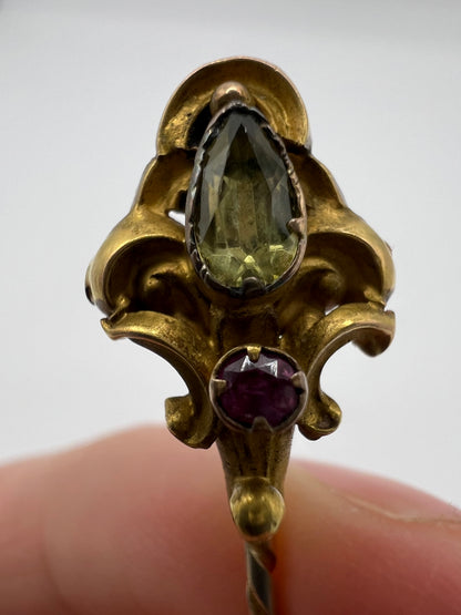 Chrysoberyl And Garnet Rococo Style Gold Boxed Stick Pin