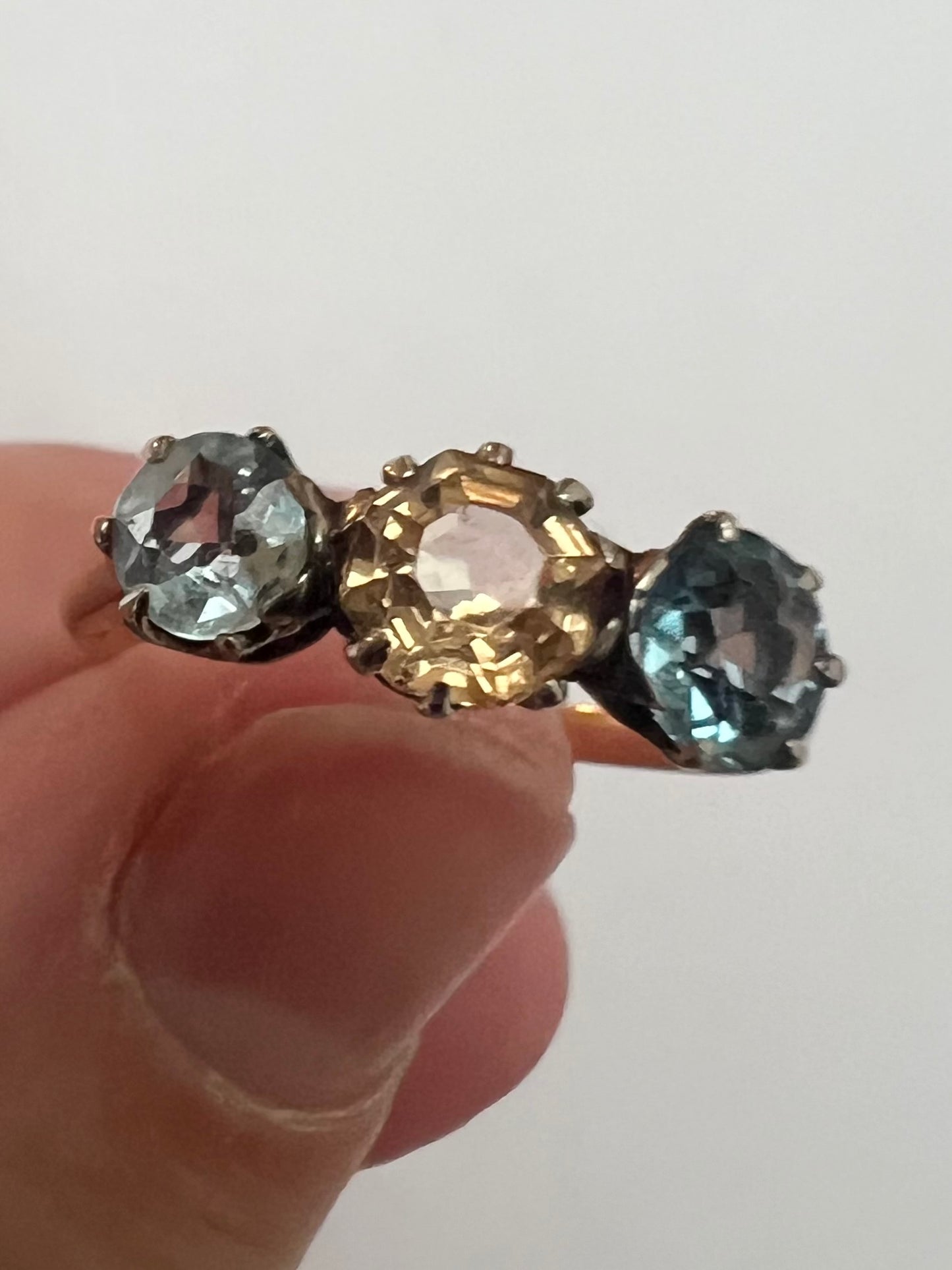 Peach Pink Topaz & Aquamarine 3 Stone Harlequin Pastel Colour Ring in 18ct Gold