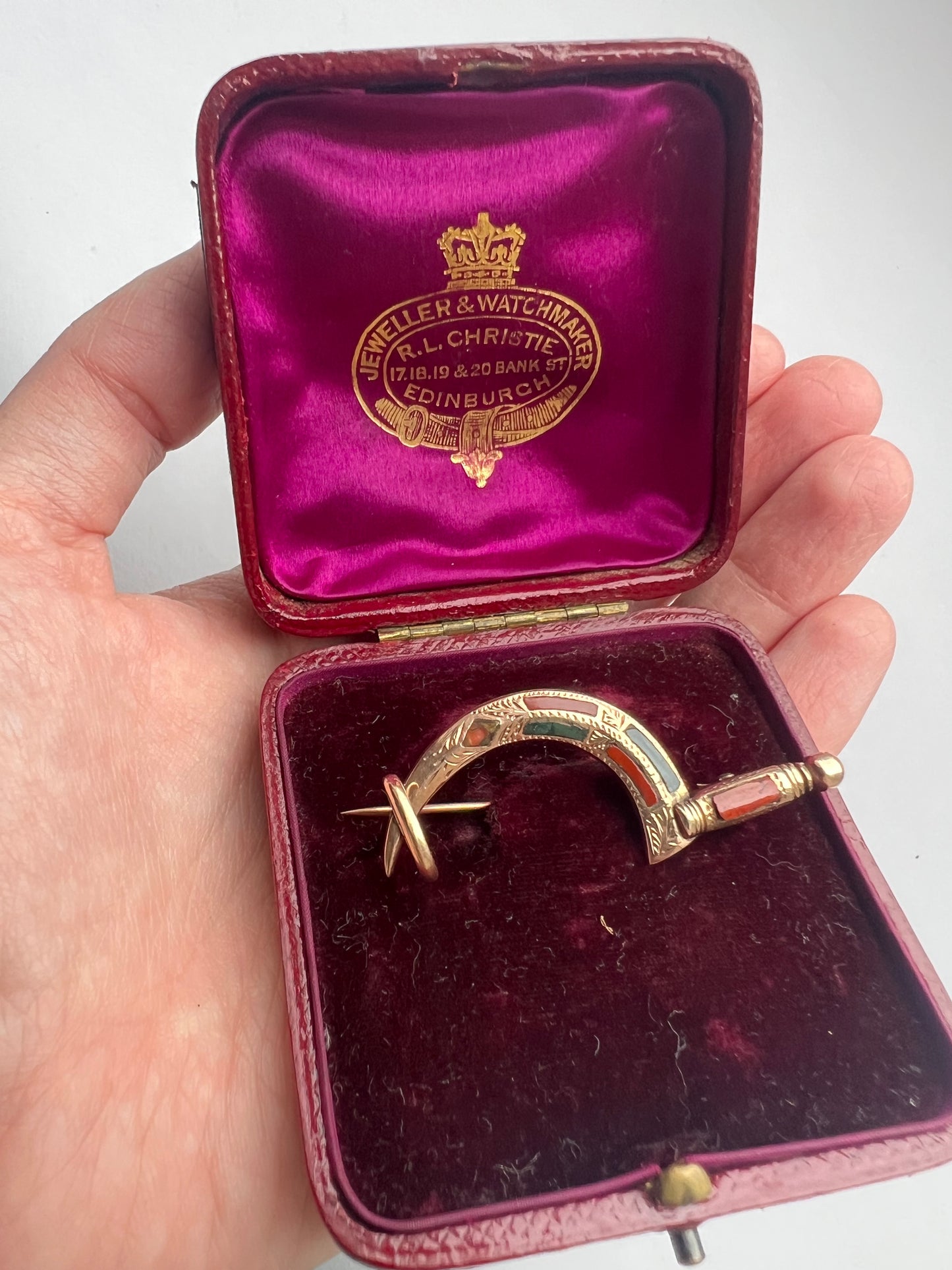 Scottish Wedding Gents Posy Holder R.L Christie Edinburgh Rare Gold Scimitar Pebble Jewellery Brooch