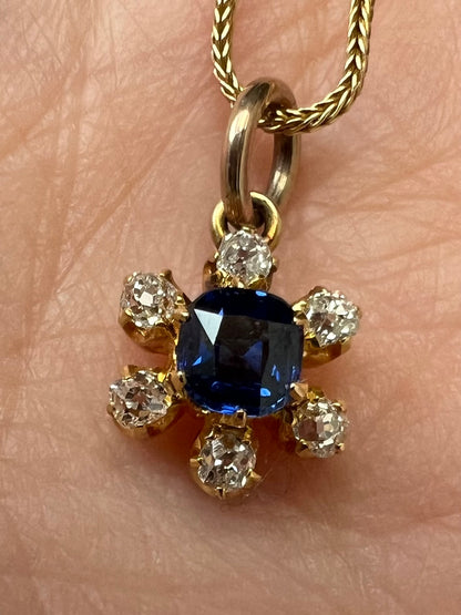 Inc Chain - Finest Quality Tiny 22ct Gold Sapphire Diamond Flower Pendant & 9ct Chain