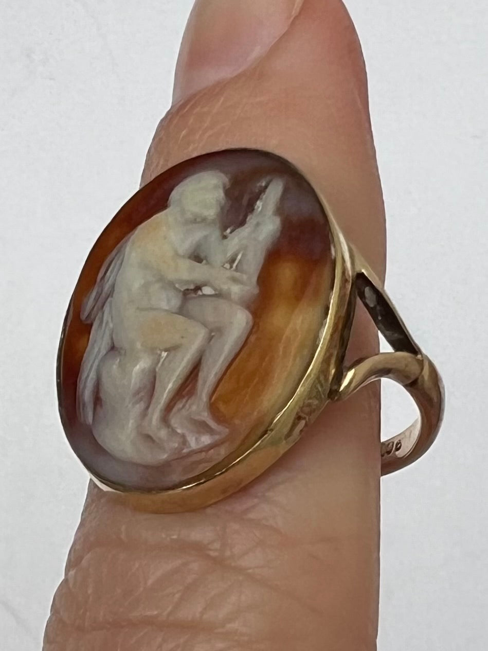 Unusual Antique Cameo Gold Pinky Ring