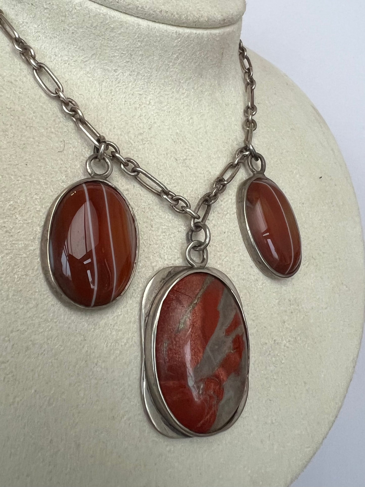 Scottish Arts & Crafts Silver Agate Pebble Necklace
