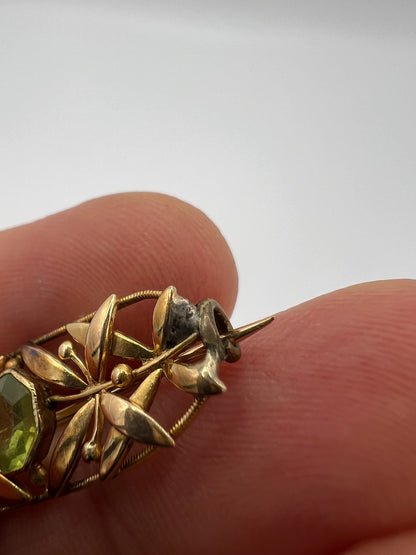Murrle Bennett 15ct Gold Peridot Art Nouveau Mistletoe Brooch