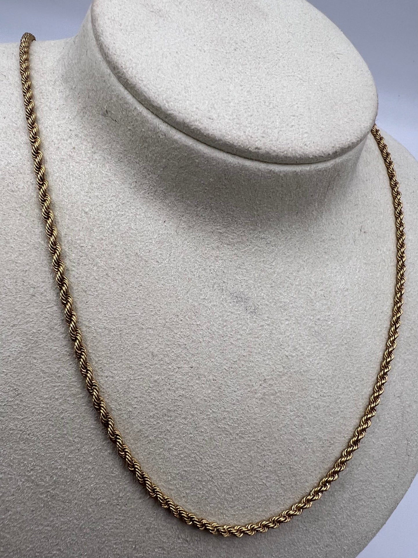 Solid 18ct Gold Rope Twist 16.5" Chain 13.36g