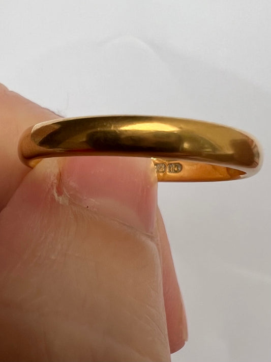 Gents Size V Unusual Large Size Antique 22ct Gold Wedding Band Ring