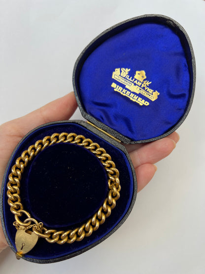 1902 - Best Of its Type - 48.6g 18ct Solid Gold Curb Link Bracelet & Heart Padlock