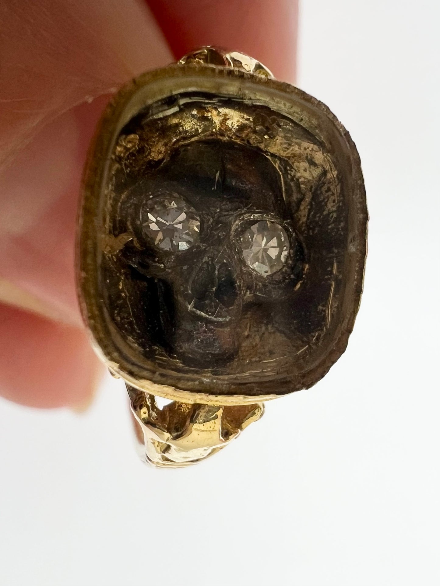 Regency Momento Mori Gold Skull Ring (likely modified from the original)