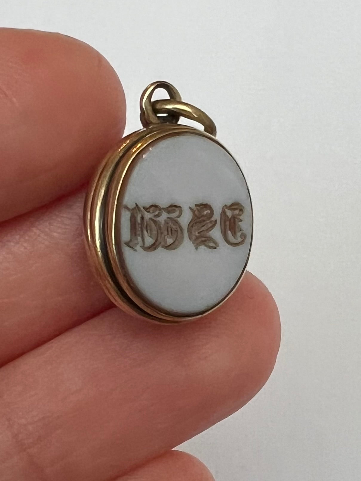 Small But Perfectly Formed Gold Bloodstone Intaglio Seal Locket