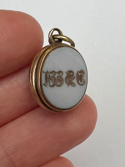 Small But Perfectly Formed Gold Bloodstone Intaglio Seal Locket