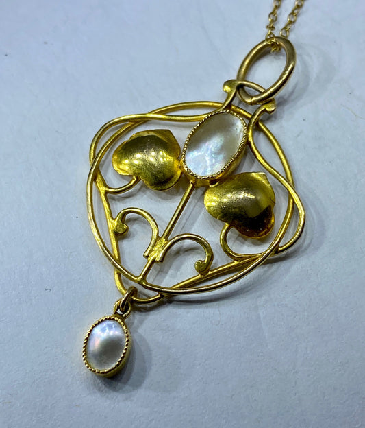 Murrle Bennett 15ct Gold Blister Pearl Arts & Crafts Gold Pendant