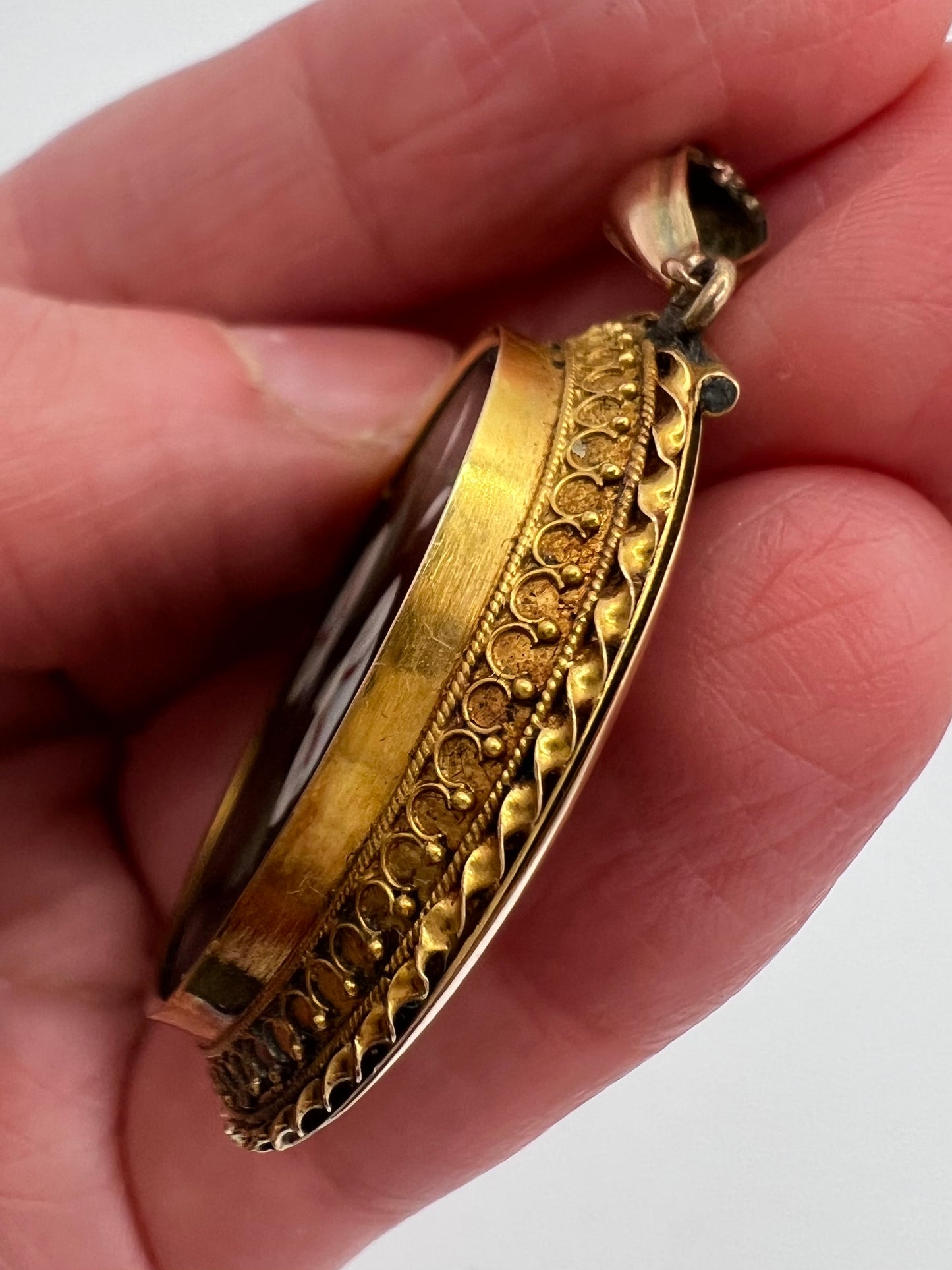 Pietra Dura Flower Locket Pendant in Exquisite Etruscan Gold Frame