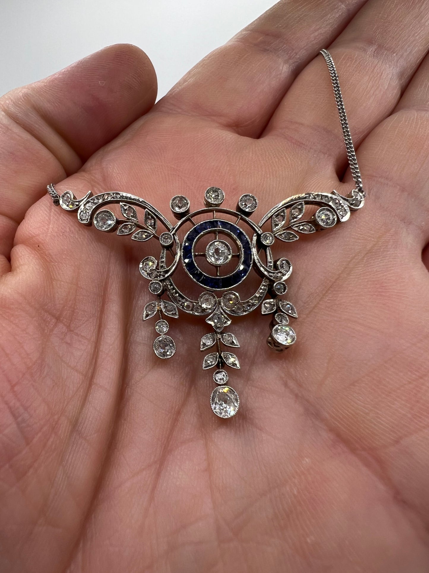 Antique Belle Époque diamond 18ct White Gold Sapphire Lavalier Necklace