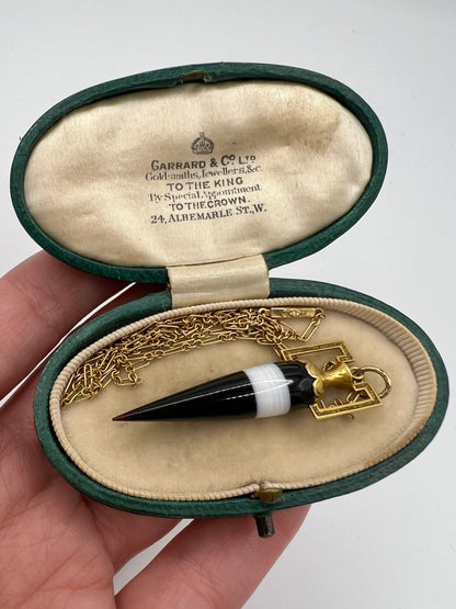 Etruscan Revival Ampule Amphora Banded Agate 15ct Gold Pendant & Chain